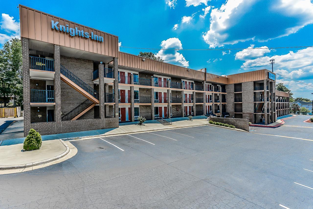 Budgetel Inn And Suites Ралей Екстериор снимка