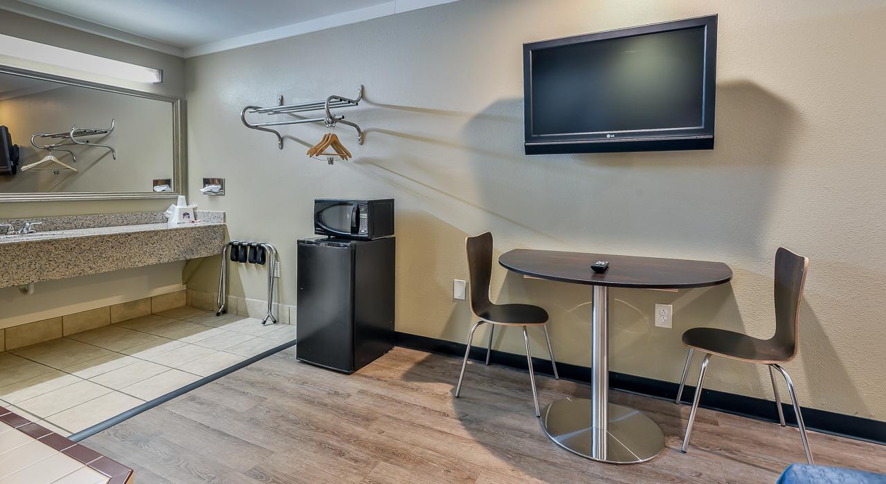 Budgetel Inn And Suites Ралей Екстериор снимка